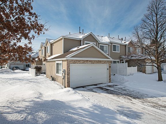 4th image of 645 Mariner Way