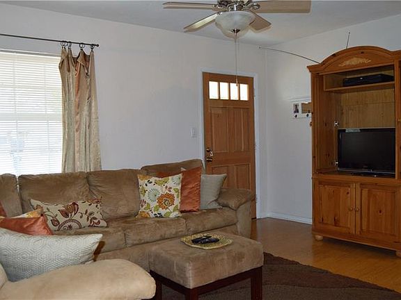 3rd image of 4224 W Bay View Ave