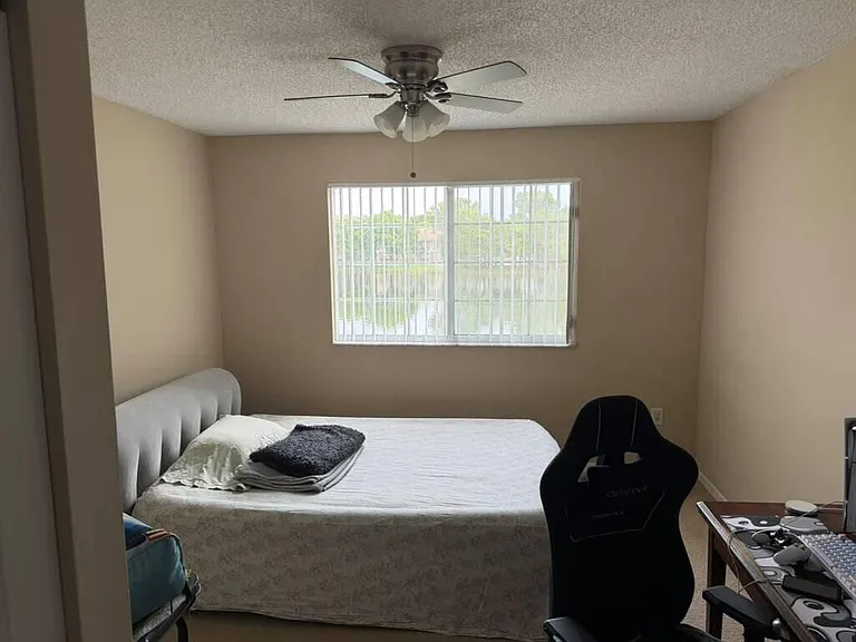4163 N Haverhill Rd #1205 — Photo 9