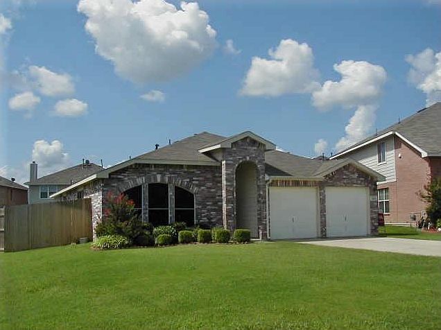 1st image of 801 Jockey Club Ln