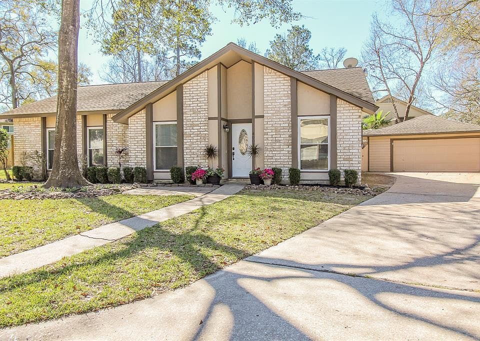 1st image of 4007 Pecan Knoll Dr