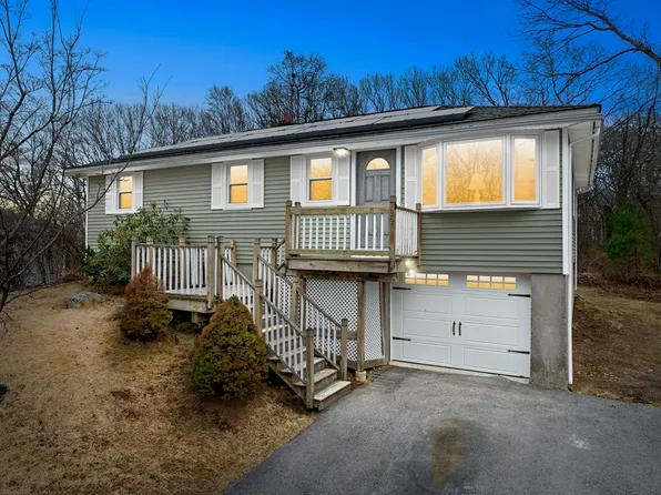 38 Orton St, Worcester, MA 01604