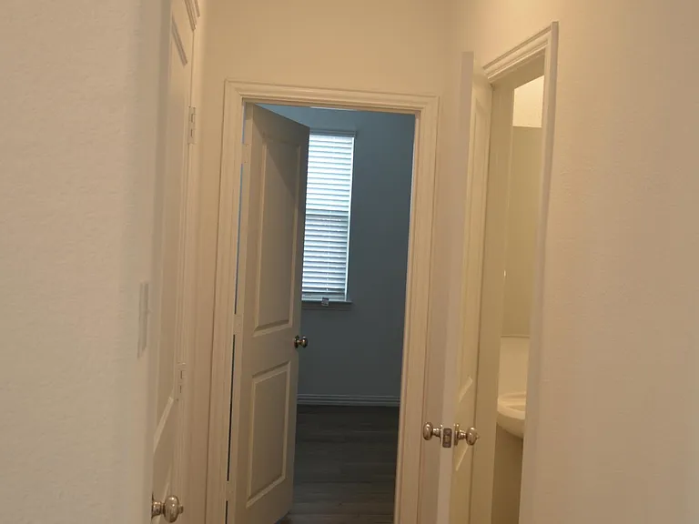 7924 Lindheimer Ln — Photo 20