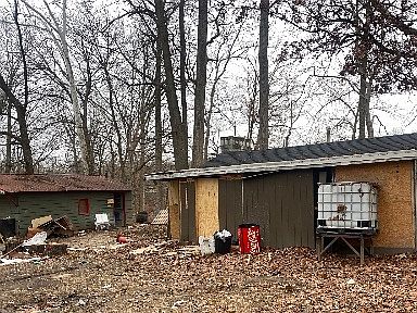 1st image of 120 Lake Hart