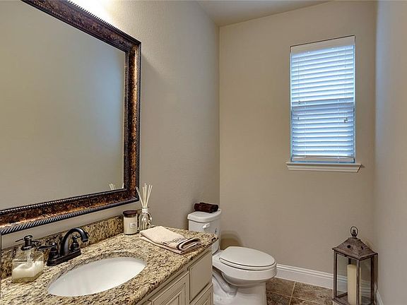 5th image of 4505 Mimosa Dr