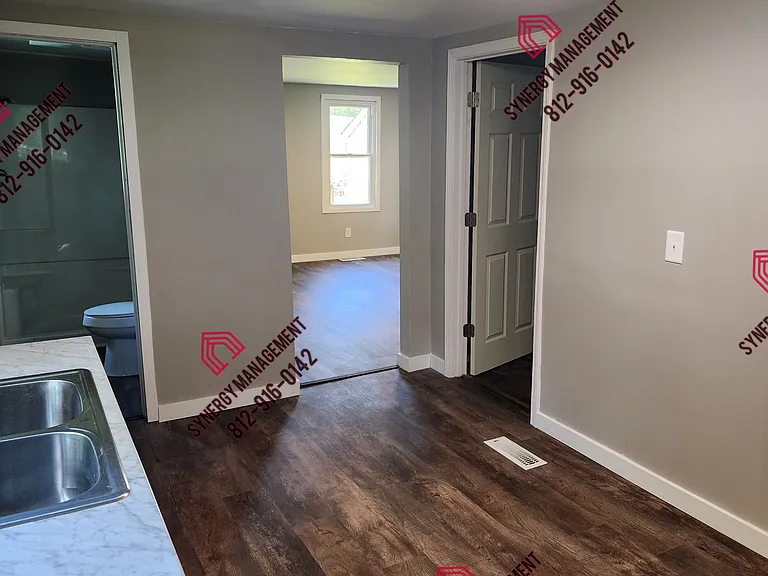1010 Stewart Ave — Photo 11