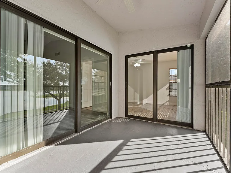 2900 Olivewood Ter #201 — Photo 17