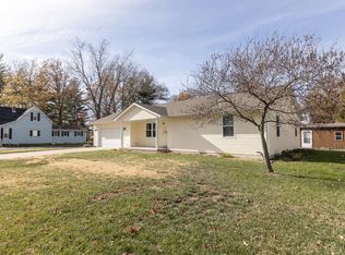 309 S Market St, Mascoutah, IL