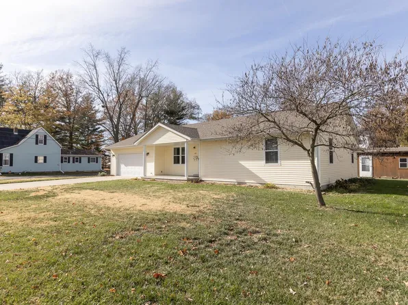 309 S Market St, Mascoutah, IL 62258