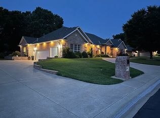 2106 Maple Leaf Cir, Enid, OK 73703