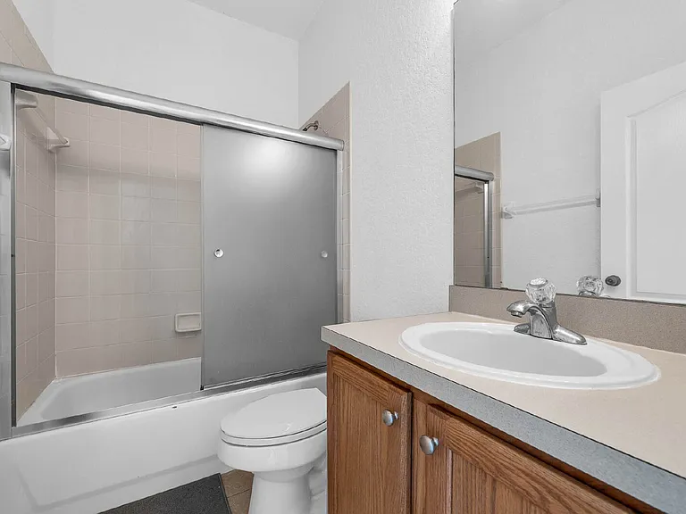 1151 N Hampton Dr — Photo 15