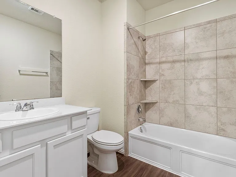 216 N Lynx Trl — Photo 12