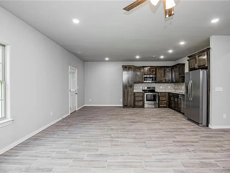 1903B Azlin Pl — Photo 6