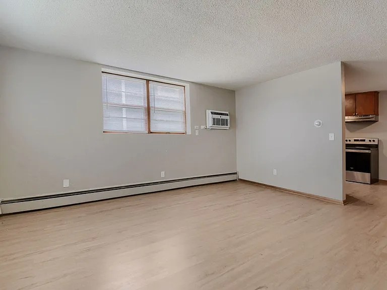 3410 Harriet Ave — Photo 8