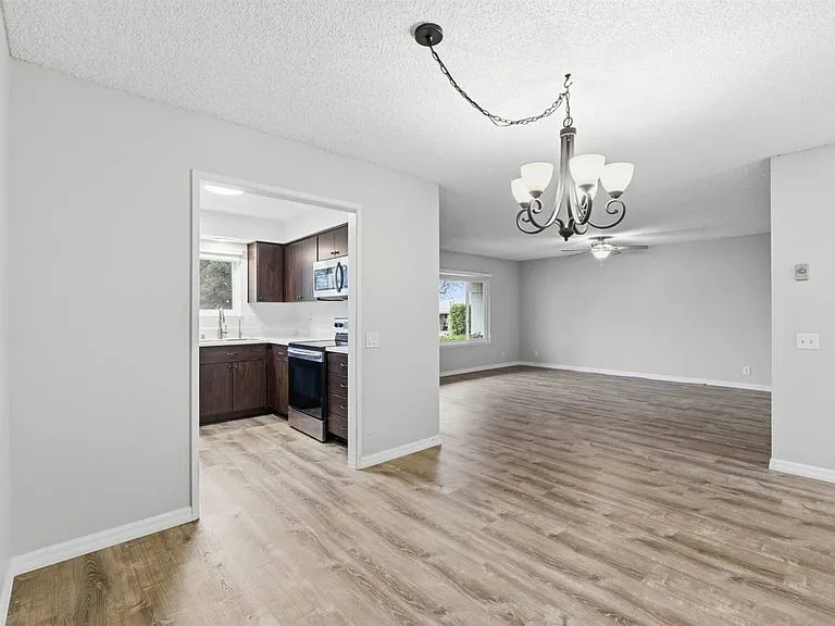 3625 Dearborn St — Photo 3