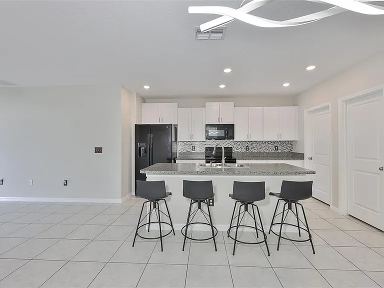 797 Olive Conch St — Photo 9