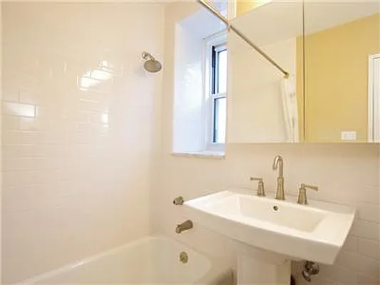 Sold by Exclusive Properties Sotheby's International Realty | media 5