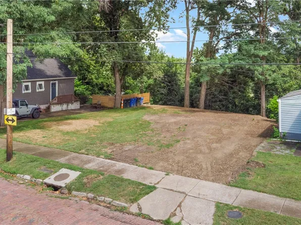 2863 W 12th St, Cleveland, OH 44113