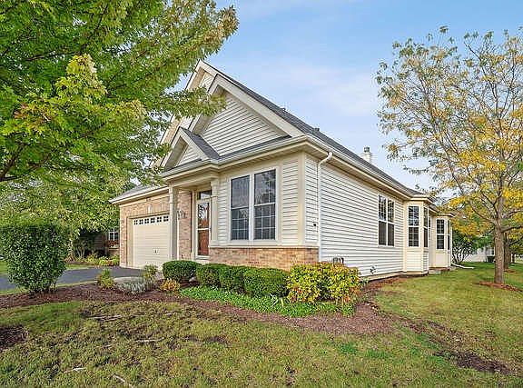 3rd image of 16341 Montclare Lake Dr