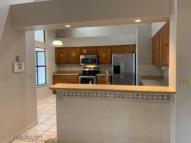 1098 Elmsford St NW — Photo 13