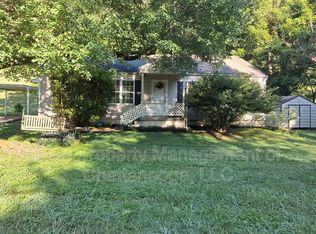 133 Hogan Rd, Rossville, GA 30741