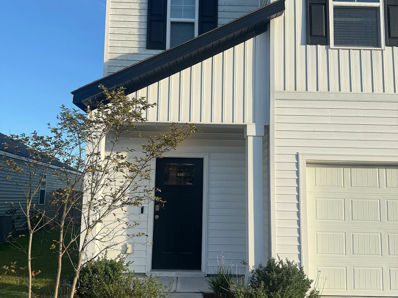 257 Waterglen Dr — Photo 3