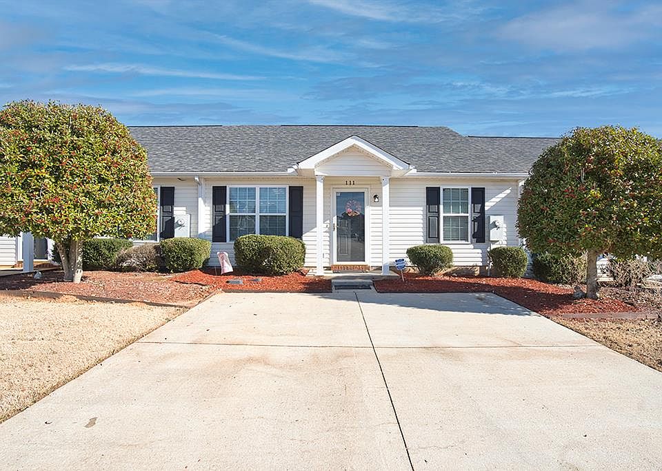 1st image of 111 Violet Ct