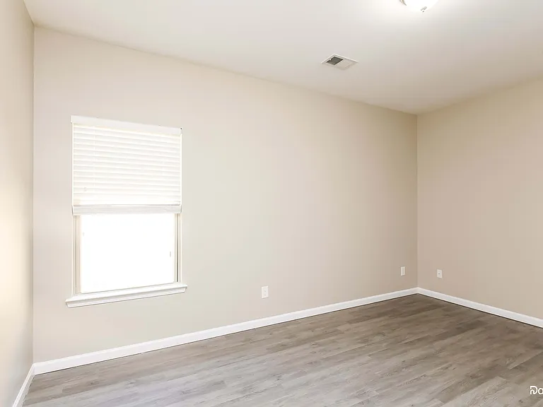 3847 Humber Ct — Photo 9