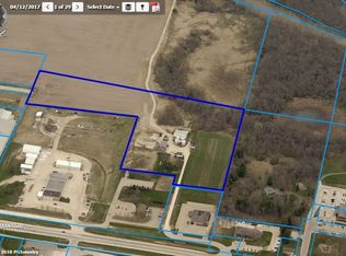 210 Street, Manchester, IA 52057