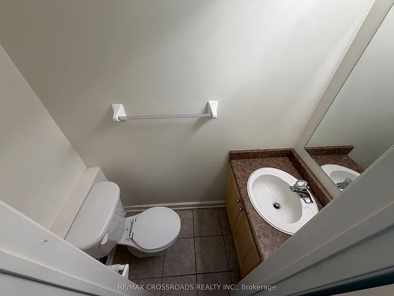 1547 Hummingbird Ct — Photo 5