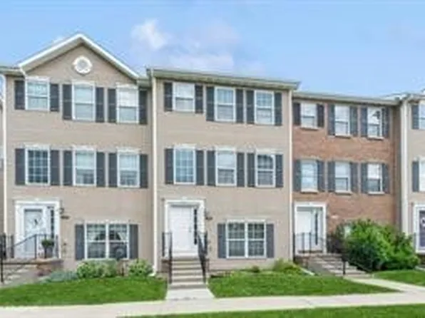 4528 NE McDougal Ln, Ankeny, IA 50021