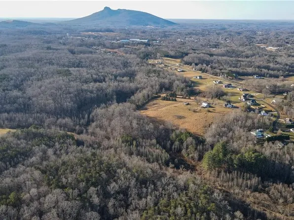 0 Carson Oaks Ln, Pilot Mountain, NC 27041