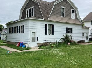 401 NE 3rd St, Greenfield, IA 50849