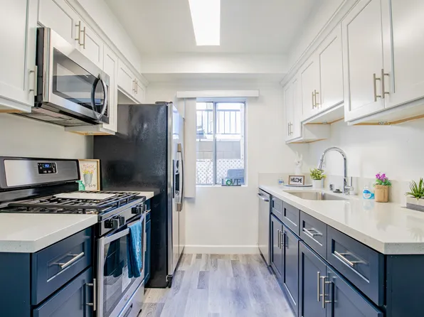 14833 Magnolia Blvd #1, Sherman Oaks, CA 91403