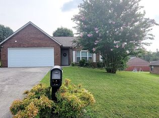 7275 Ghiradelli Rd, Knoxville, TN 37918