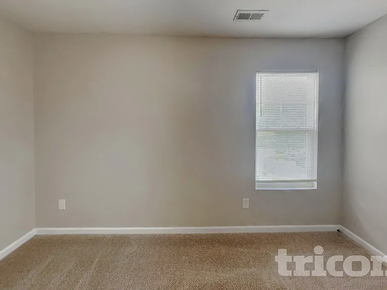 6867 Horseback Ln — Photo 13
