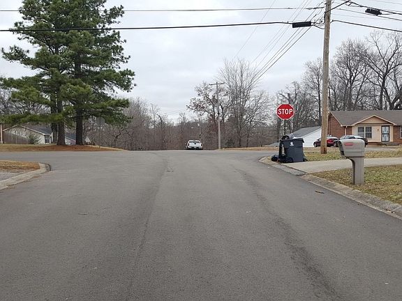 4th image of 500 Aspen Dr