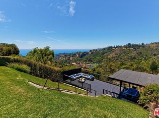 823 Enchanted Way, Pacific Palisades, CA 90272