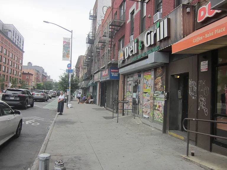 217 Maujer St #2R — Photo 20
