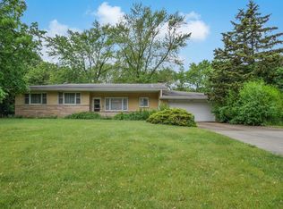 826 S Addison Rd, Bensenville, IL 60106