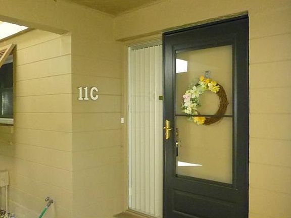 3rd image of 130 Jasmine Woods Ct APT 11C