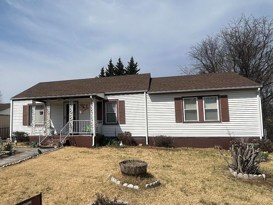1st image of 13 Upland Dr