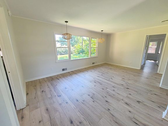 2nd image of 2201 Ashley Dr