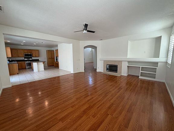 5th image of 3209 Flushing Meadows Dr