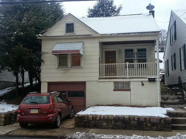 1st image of 517 W Columbia St