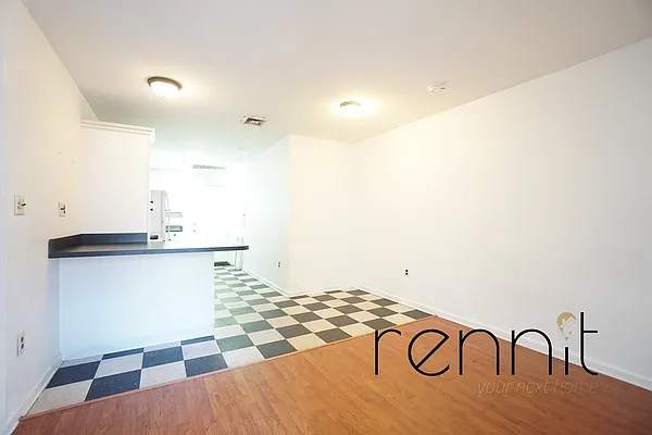 Rented by Rennit Inc. | media 4