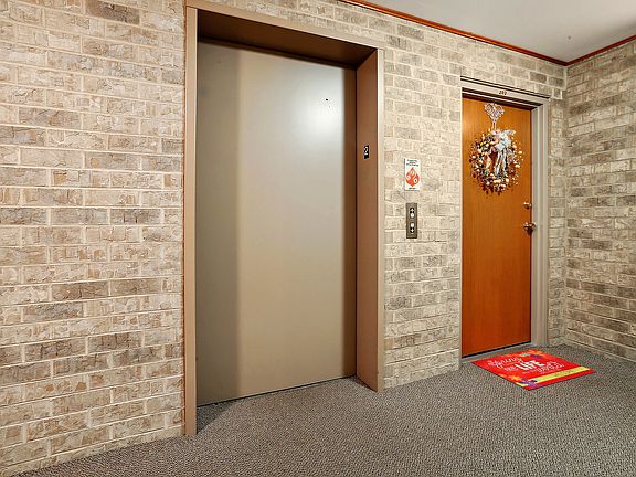 2nd image of 14031 Norwich Ln APT 201