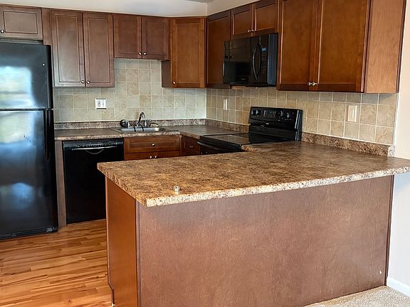 2nd image of 1401 Harbor View Dr