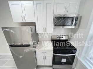 125 Corbin Ave #202, Jersey City, NJ 07306