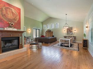 5800 Waxmyrtle Way, Naples, FL 34109